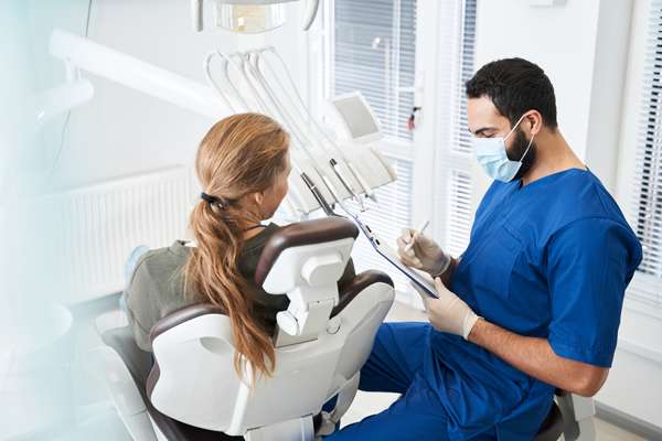 Factors To Consider When Choosing A Cosmetic Dentist